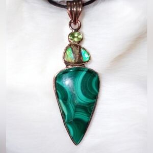 Malachite w/ Ammolite & Peridot Copper Pendant Necklace